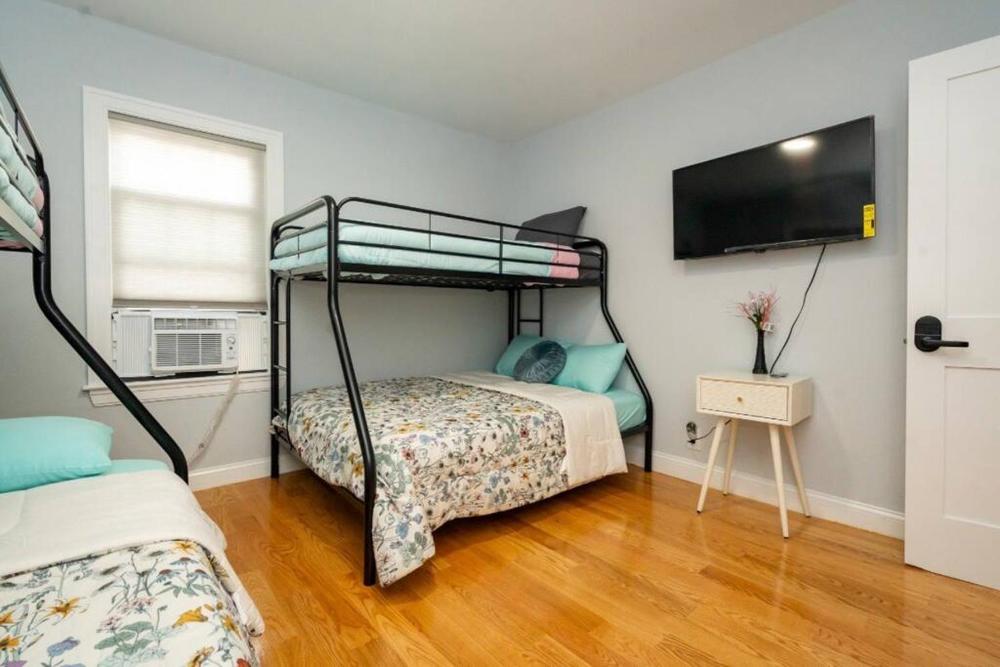 New renovation cozy house in Worcester